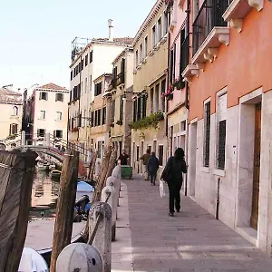 Ca' Turelli Dimora Storica *** Venecia